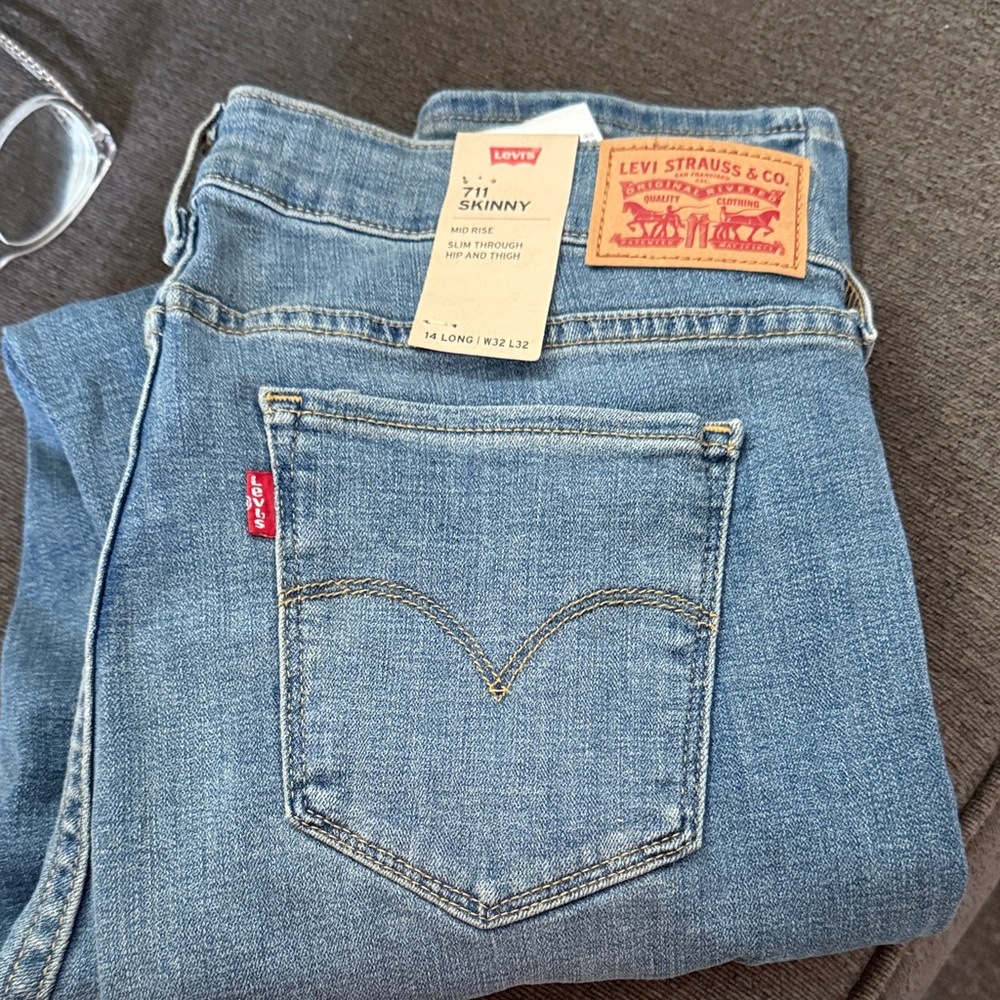 Levi's Women's Light Blue Skinny Jeans